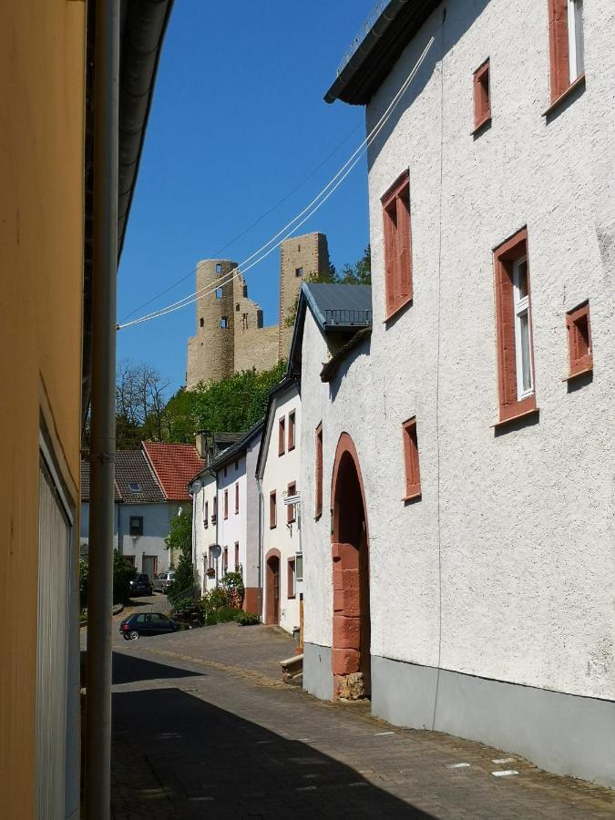 Mooi Ruim In Antieke Stadsboerderij Apartment Schönecken